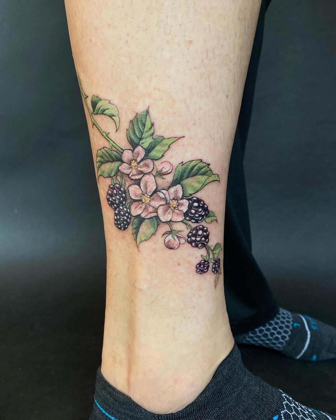 Blackberry leg Tattoo